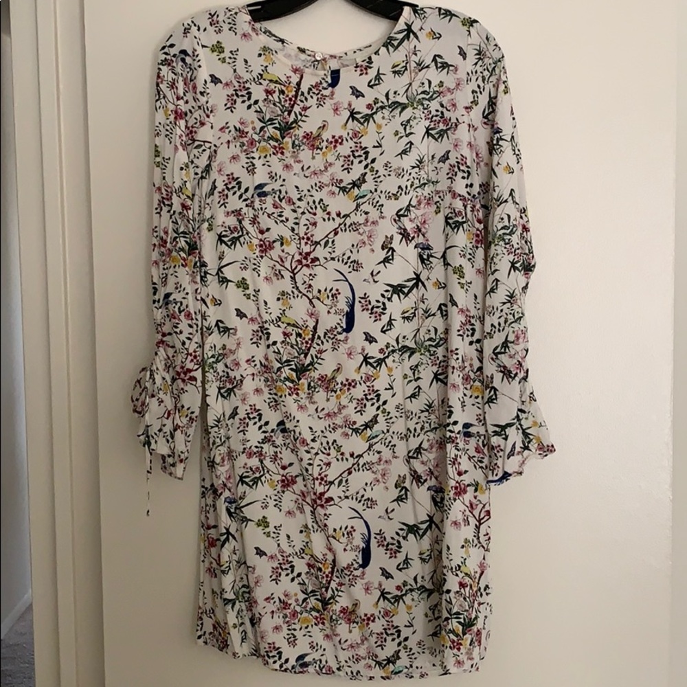 Long sleeve dress with birds